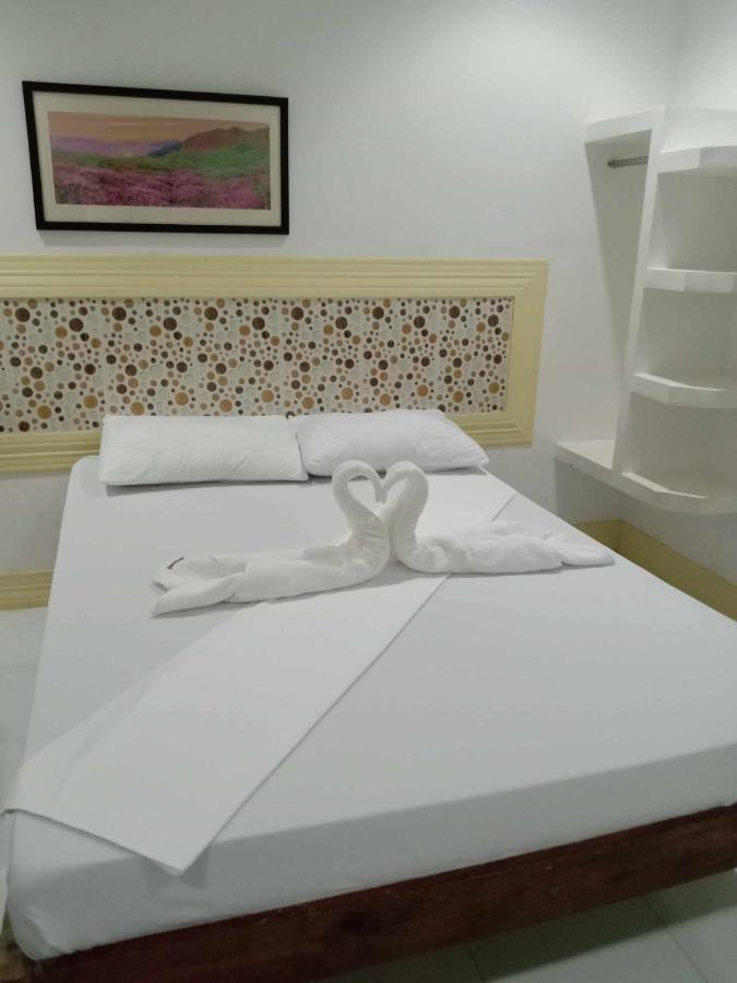 Bountiful Inn Puerto Princesa Exterior photo